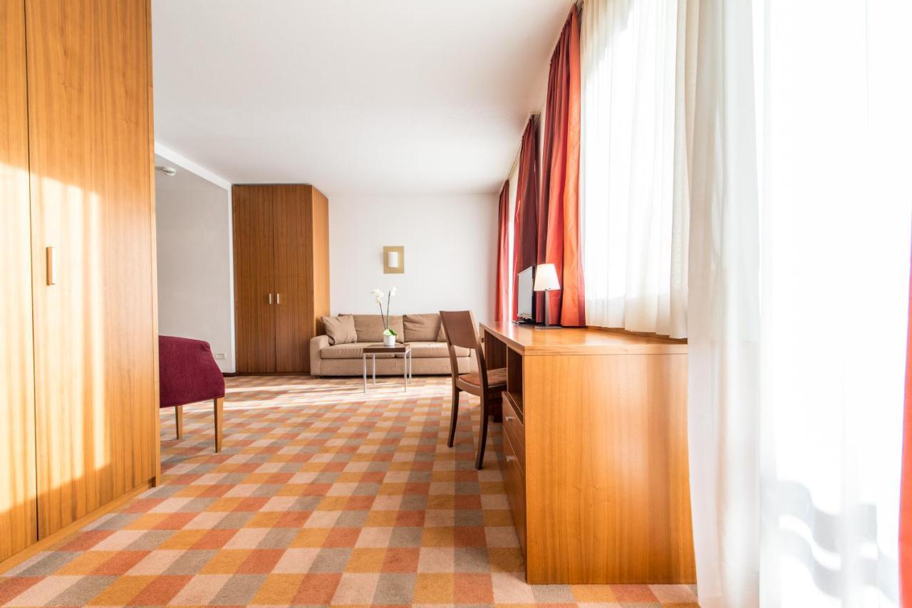 Hotel Tubris Кампо-Турес Экстерьер фото