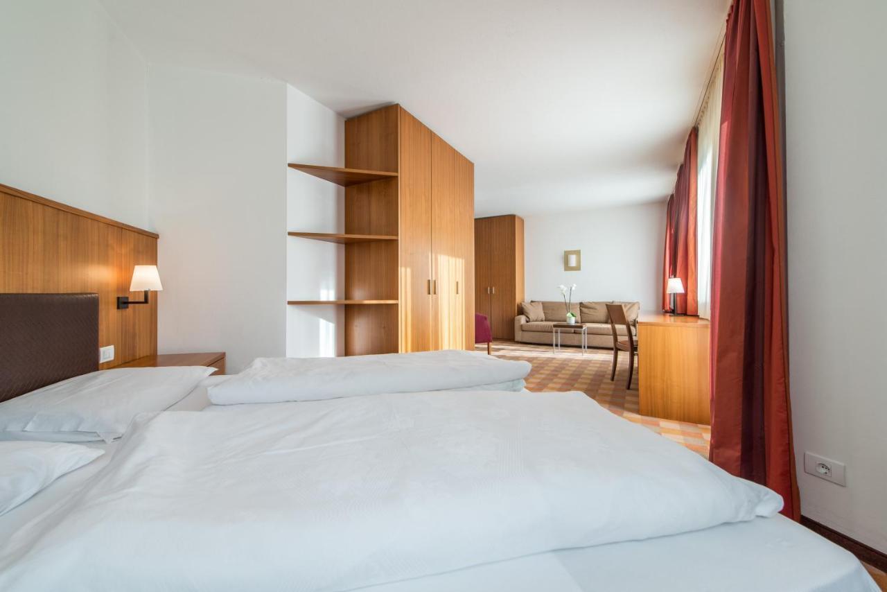 Hotel Tubris Кампо-Турес Экстерьер фото