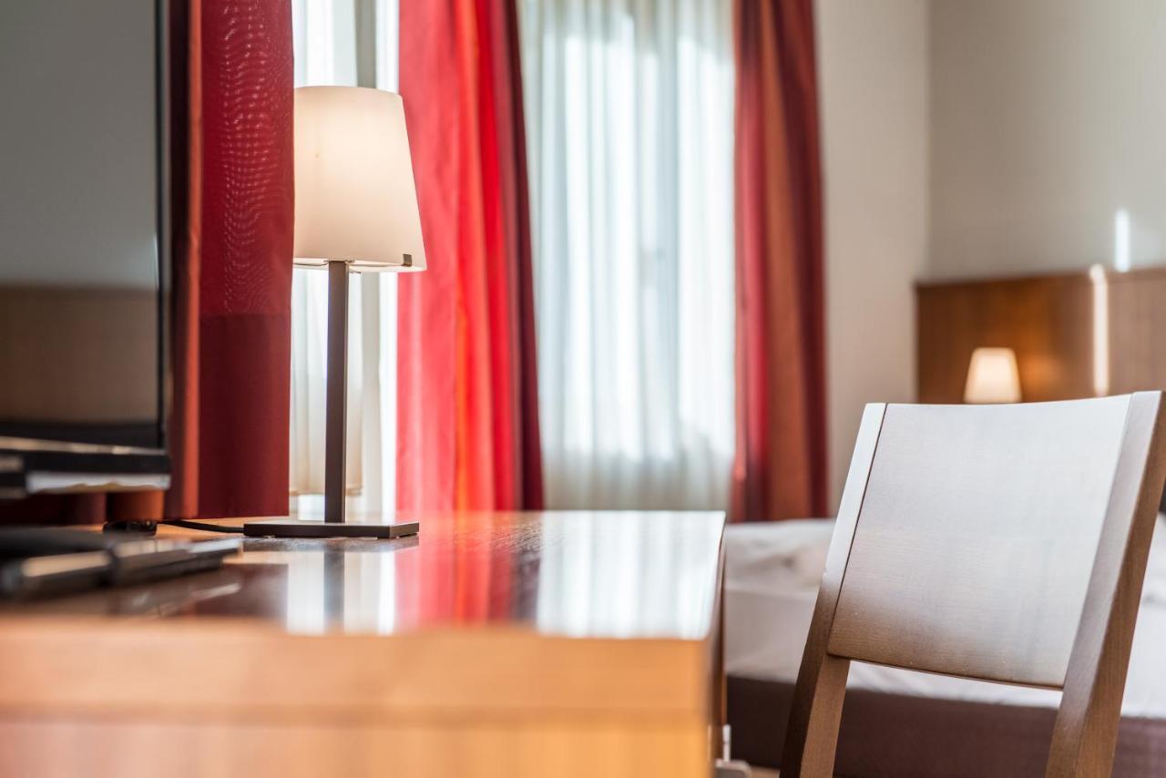 Hotel Tubris Кампо-Турес Экстерьер фото