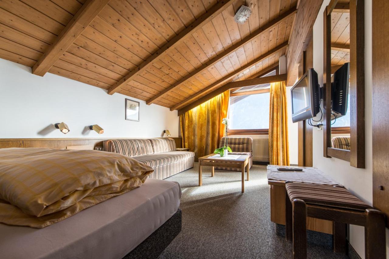 Hotel Tubris Кампо-Турес Экстерьер фото