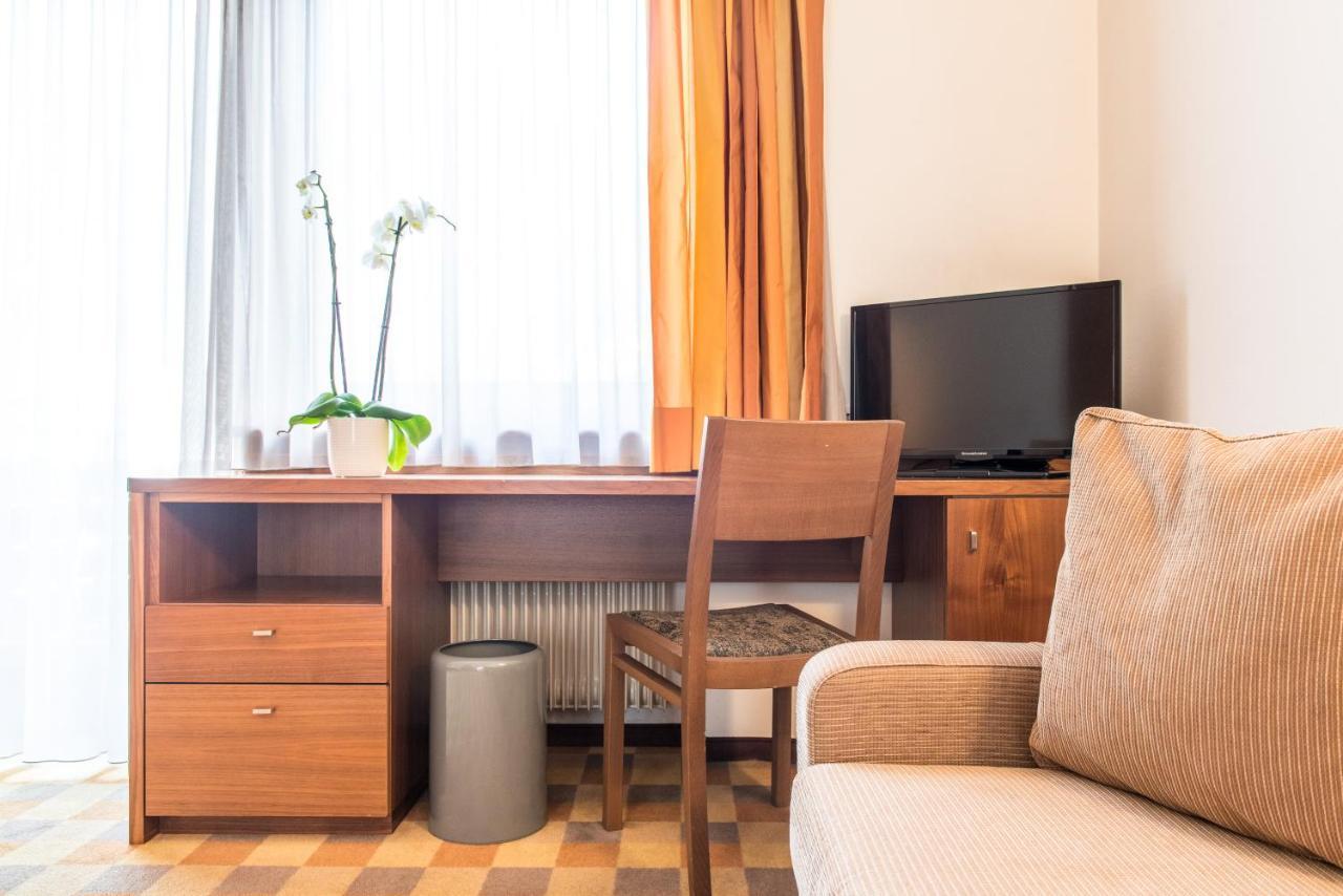 Hotel Tubris Кампо-Турес Экстерьер фото