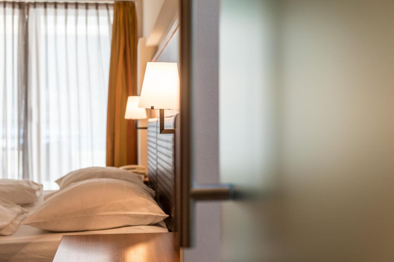 Hotel Tubris Кампо-Турес Экстерьер фото